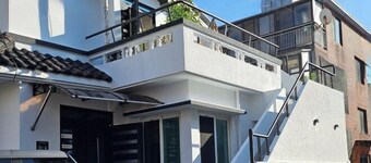 Accommodation near the airport that's as clean as my home Hahastay