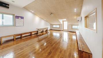 基础客房, 5 间卧室 (Beyond (3F Private Villa / Pet )) | 5 多间卧室、免费 WiFi