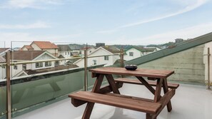 Basic Room, 5 Bedrooms (Beyond (3F Private Villa / Pet ))