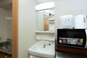 Room - Karasawa Hotel (Tokyo)