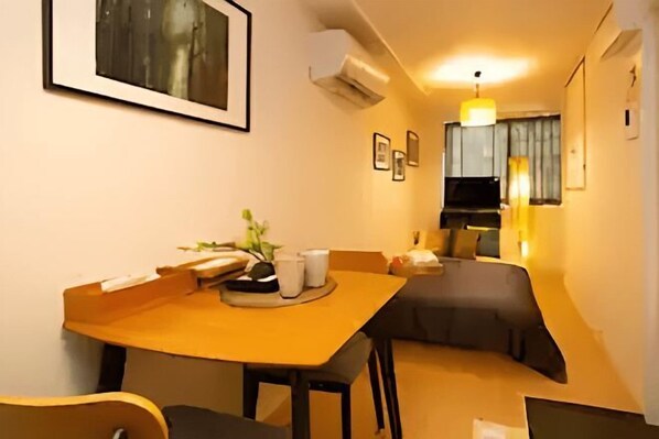 Room - Karasawa Hotel (Tokyo)