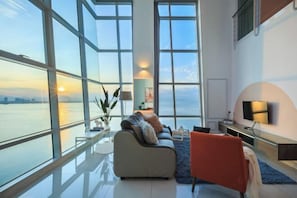 Room - Maritime Suite By Stayla (George Town)