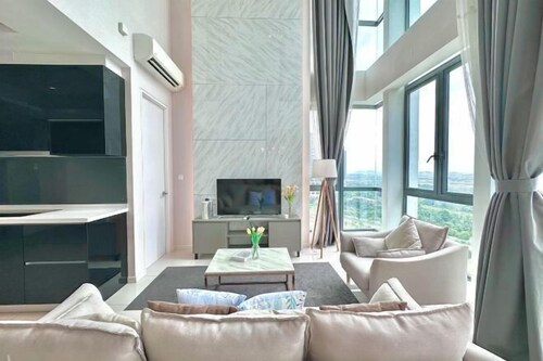 Elysia Park Medini by Stayrene near Legoland