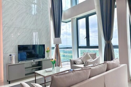 Elysia Park Medini by Stayrene near Legoland