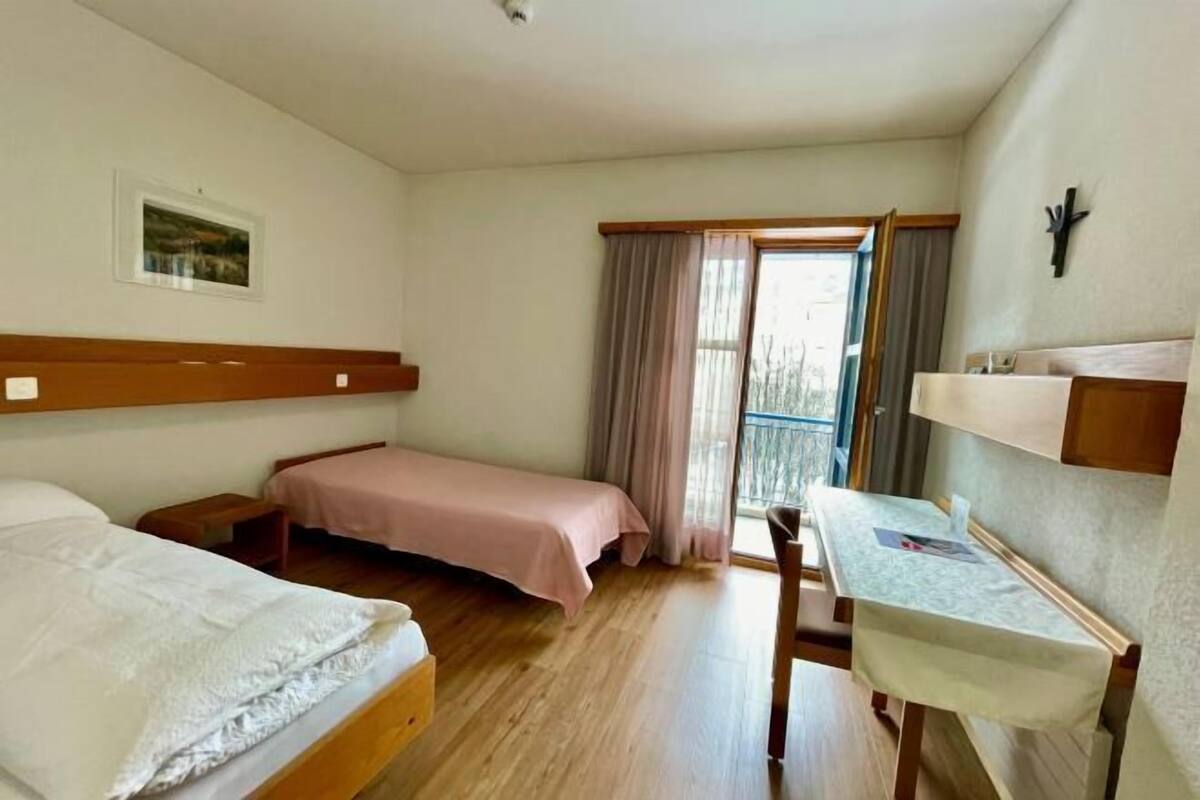 أسرّة أطفال/رضّع