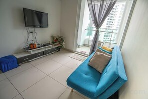 Unclassified image, 4 of 18, button - 2-bedroom condo with free parking on premises. (George Town)
