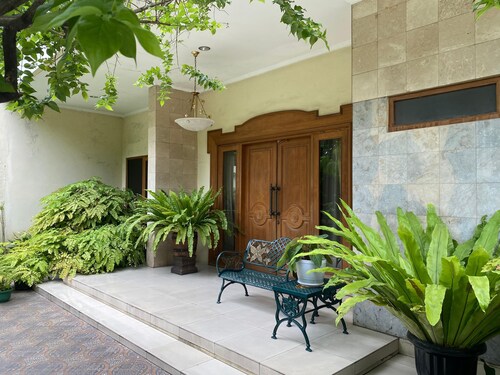 Aldeoz Villa Ndalem Marwatan Solo