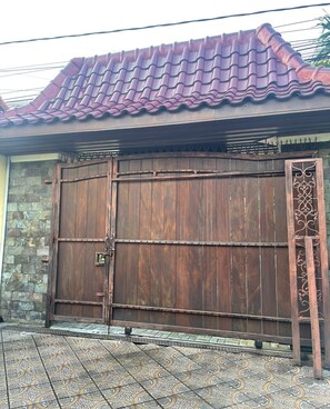 Fachada da propriedade