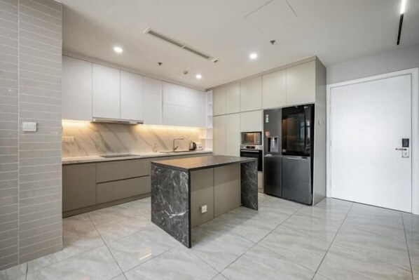 Private kitchen - Vinhomes Central Park - PHAN DANG Residences (Ho Chi Minh City)