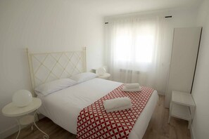 2 Schlafzimmer, Bügeleisen/Bügelbrett, Reisekinderbett, WLAN