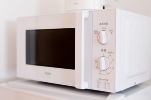 Microwave - sankennyahigasi101 (Osaka)