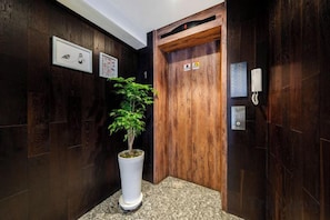 Ảnh chưa phân loại, 3 trong số 61 ảnh, nút