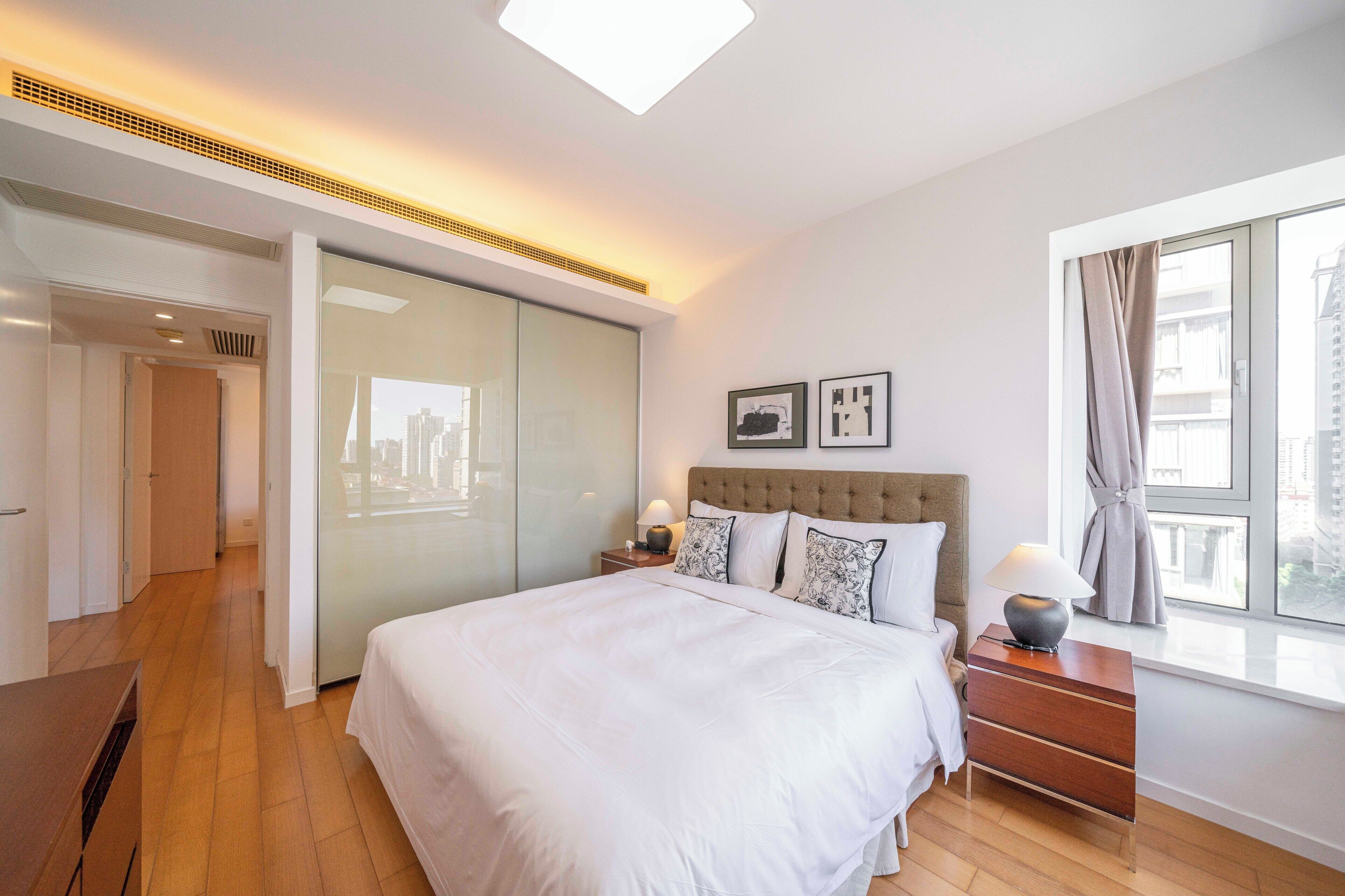 Superior Apartment, 2 Bedrooms, Kitchen, City View | Iron/ironing board, free WiFi