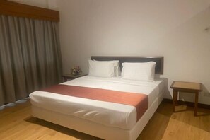 Room - 103 Hotel (Kuala Lumpur)