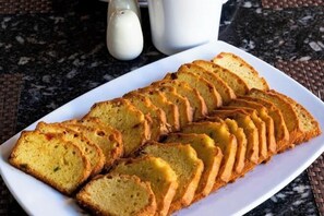 إفطار مجاني