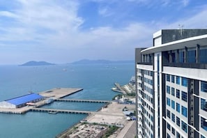 Exterior - JQ Angel 2 NEW Level28 Seaview/6pax/Netflix (Kota Kinabalu)
