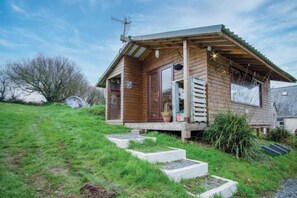 Room - The Hygge Hut - 1 Bed - Freshwest Beach Retreat (Pembroke)