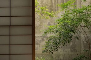 Unclassified image, 5 of 67, button - KYOTO MATSUTANI (Kyoto)