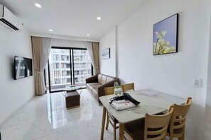 Room - Golden Dusk Apartment (Ho Chi Minh City)