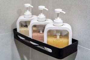 Équipements de salle de bain