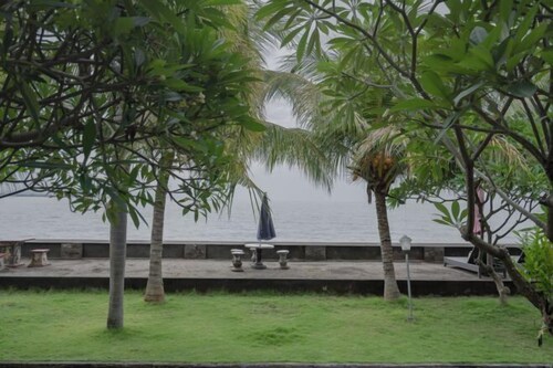 Rommeo Inn Lovina Mitra RedDoorz