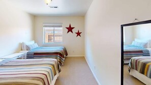 3 bedrooms, iron/ironing board, free WiFi, bed sheets