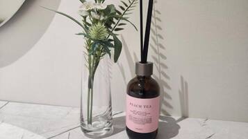 Bathroom amenities