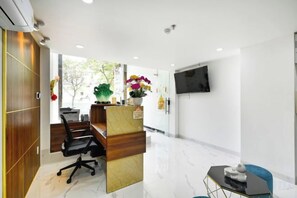 Unclassified image, 4 of 10, button - Lotus Airport Hotel Saigon (Ho Chi Minh City)