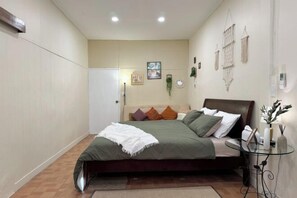 Room - 3 Bedroom NORDIC HOME Full Kitchen 8 MINS to MRT & JODD Fair (Bangkok)