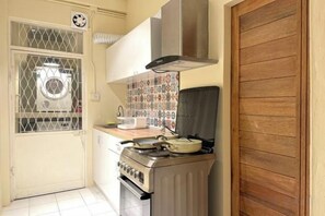 Unclassified image, 3 of 9, button - 3 Bedroom NORDIC HOME Full Kitchen 8 MINS to MRT & JODD Fair (Bangkok)