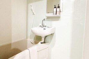 Bathroom - LAN A (Osaka)