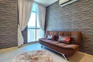 Room - Modern Suite in Penang Island (George Town)