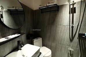 Bathroom - Terra Hotel Kawit (Kawit)