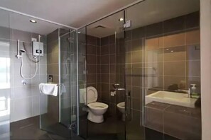 Room - Aeropod 5Mins Airport KK 7Mins to Tg Aru Beach KK (Kota Kinabalu)