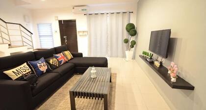 De cozy Homestay (8-14 pax)