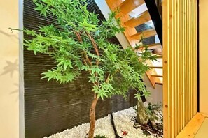 Room - Seishukugawa (Osaka)
