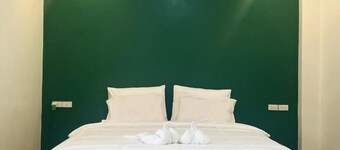 Natcha Hotel and Residence Chumphon