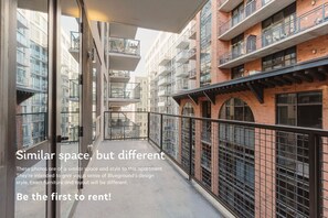 Property grounds - Blueground | Powerhouse Arts District, pool, nr Liberty State Park (Jersey City)