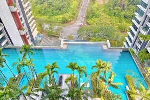 Pool - Grand Medini Residence Near Legoland by Stayrene (Iskandar Puteri)