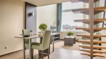 House | Dining