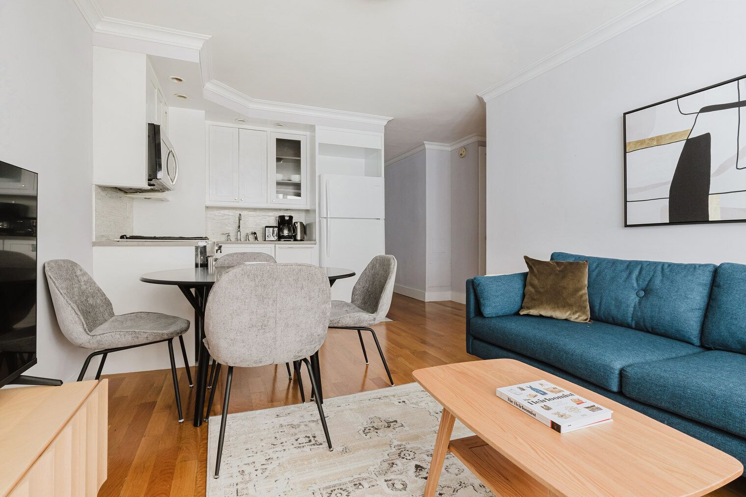 テレビ、ステレオ