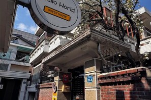 Imej tidak diklasifikasikan, 4 daripada 21, butang