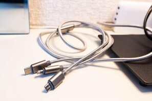 Miscellaneous - Tino Anastasia (Osaka)