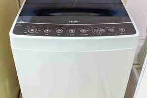 Room - Tino Anastasia (Osaka)