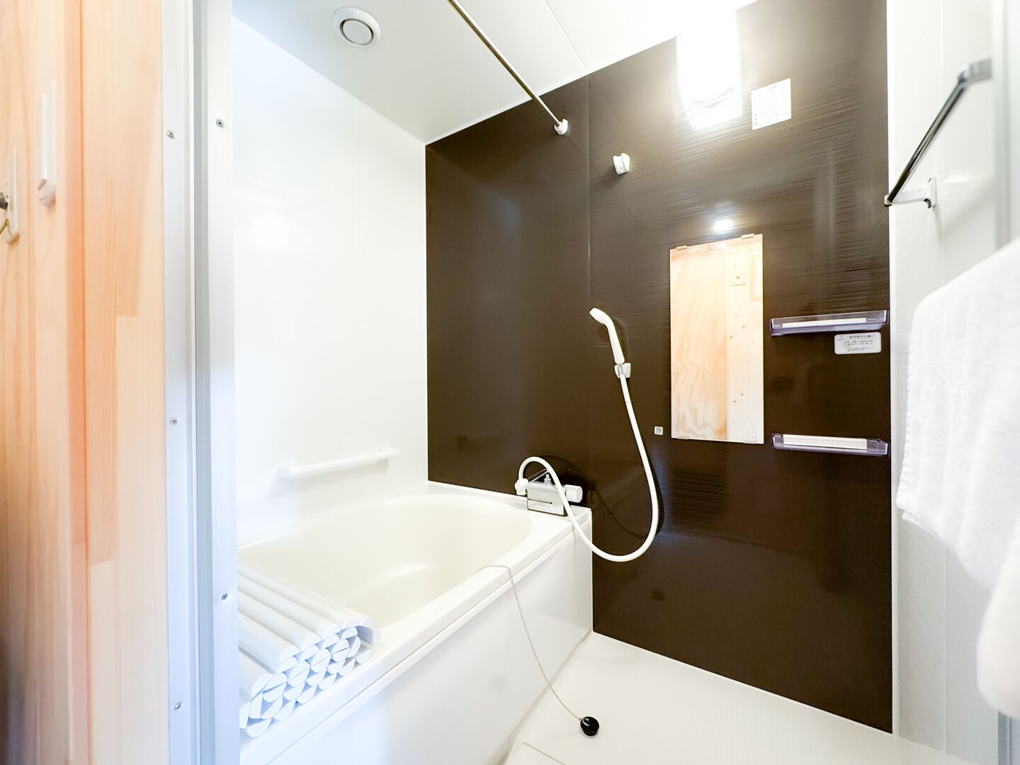 Kamar Twin | Kamar mandi | Kombinasi shower/bathtub, pengering rambut, handuk, dan sampo