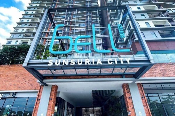 المنشأة من الخارج