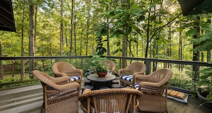 Five Ponds Lane- serene 3-bedroom home nestled in a professionally designed landscape oasis