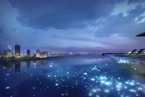 Outdoor pool - Expressionz Leisure Suites KLCC (Kuala Lumpur)