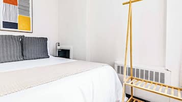 2 slaapkamers, een strijkplank/strijkijzer, gratis wifi, beddengoed