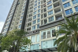 Exterior - The Landmark Collection Suite (Ho Chi Minh City)